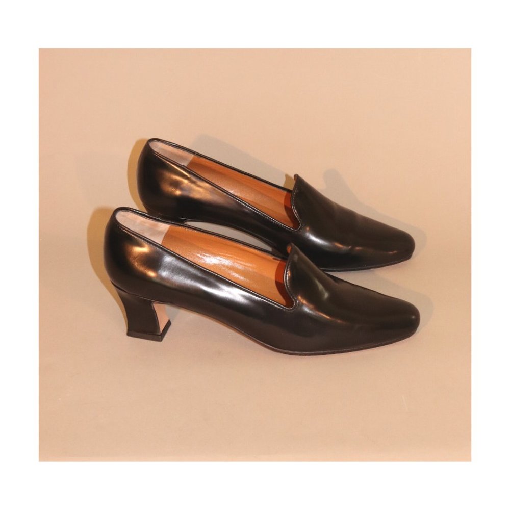 Ann Taylor Black Leather Pumps Size 8